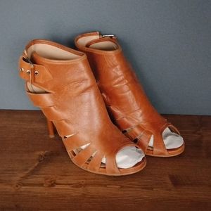 Carlo Rossetti leather heels